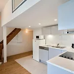 Apartmán Charming And Quiet On The Main Boulevard