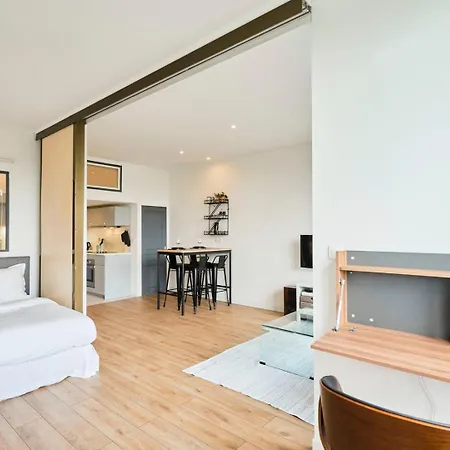 Charming And Quiet On The Main Boulevard Apartment La Madeleine (Nord)