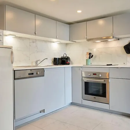 Charming And Quiet On The Main Boulevard Appartement