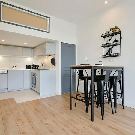 Apartment Charming And Quiet On The Main Boulevard *