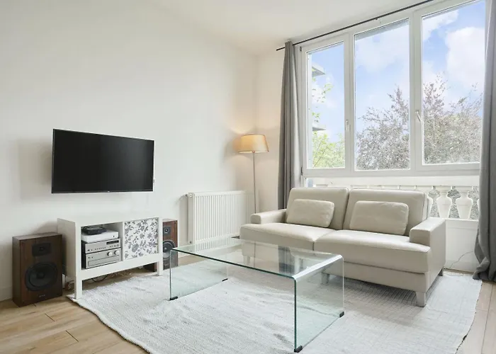 Charming And Quiet On The Main Boulevard * La Madeleine (Nord)